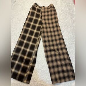 BP Women’s Checkered Pants - Brown and Tan
